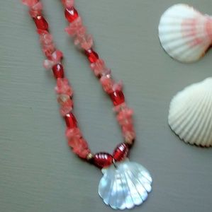 Rose quartz choker with Mother of Pearl seashell